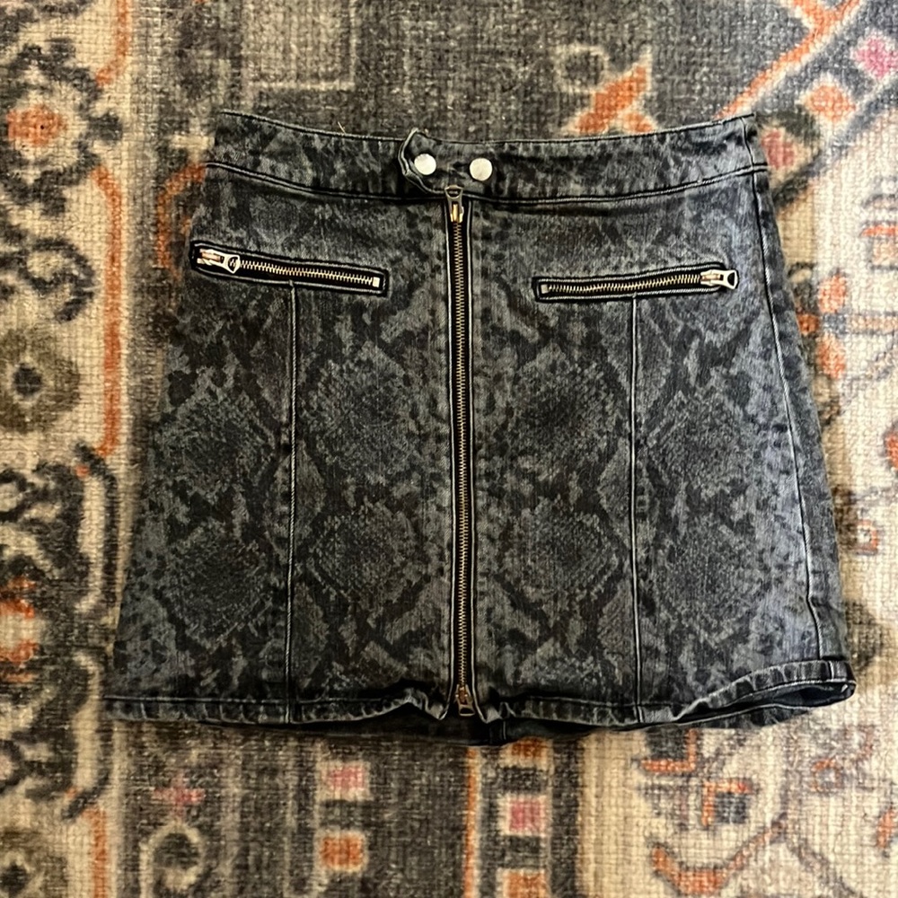 Snake print denim skirt
